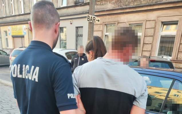 Kierowca pod wpływem amfetaminy przewoził dziecko bez fotelika /fot. Policja Wrocław